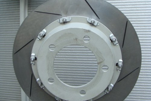 Составной роторный тормозной диск JBT 355мм весит 8.53 кг